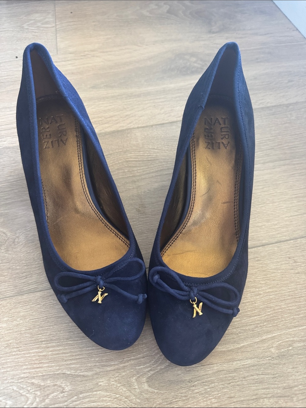 Naturalizer Navy Suede Bow Block heels with Gold Charm